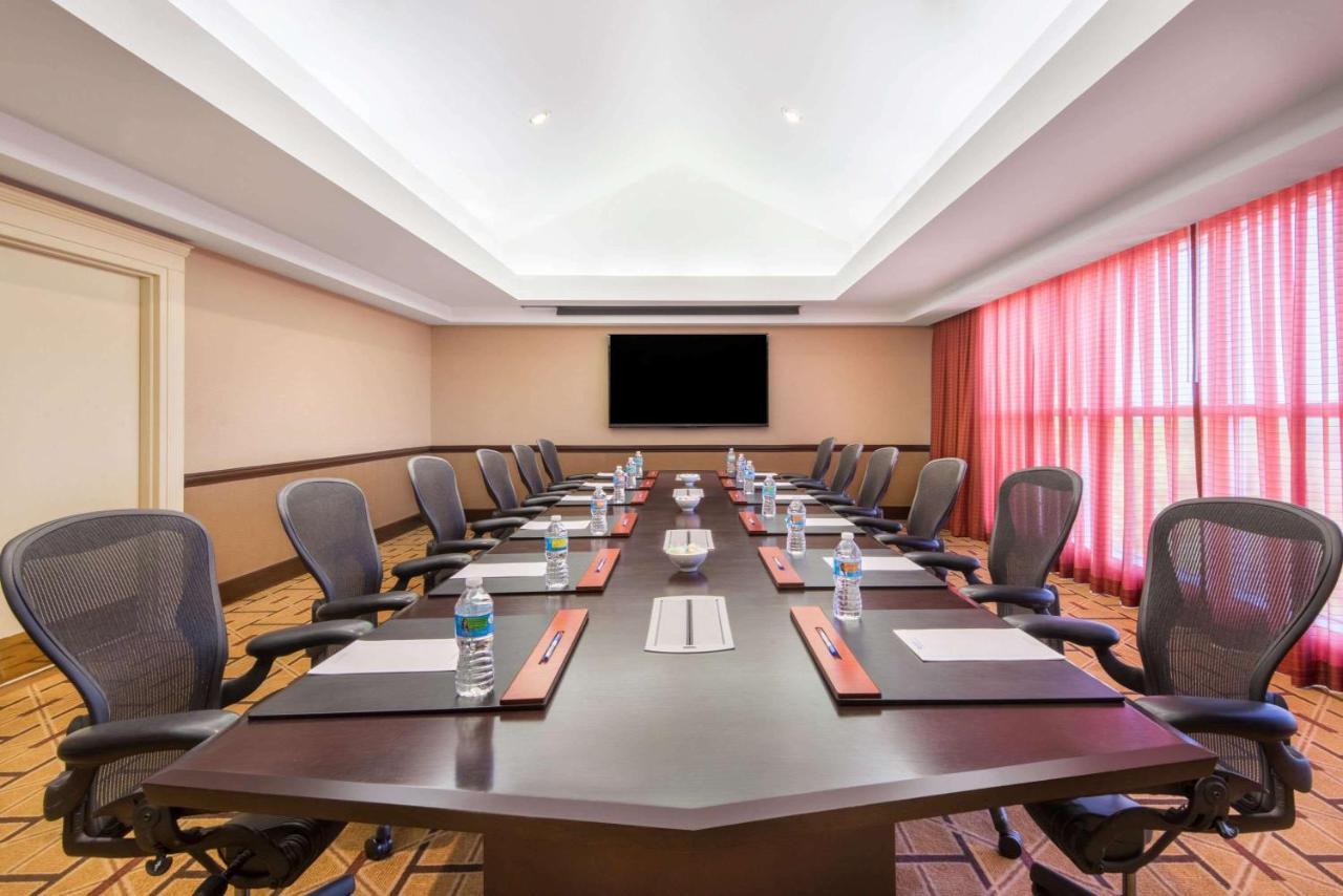 Sonesta Hamilton Park Hotel & Conference Center Florham Park エクステリア 写真